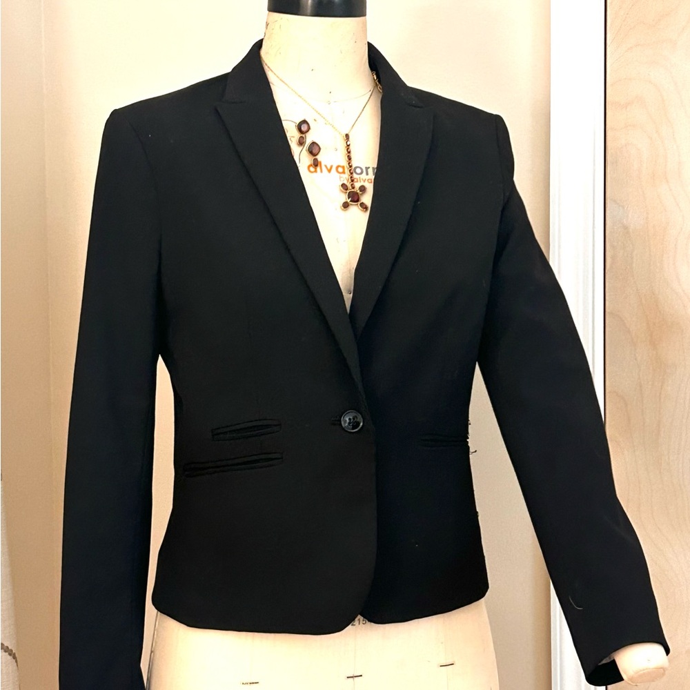 H&M Black Blazer sz 8